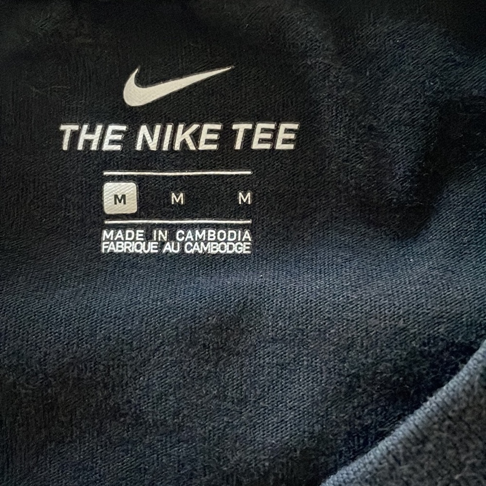 Womens Nike crop top - Picture 3 of 3